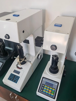 Penguji Kekerasan Mikro Vickers Kolom Berputar Listrik OEM 220V