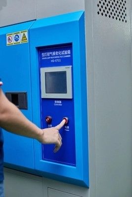 Kontrol Komputer Ruang Kelembaban Suhu Konstan R23 / R404A Refrigeran