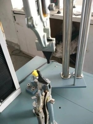 Mikrokomputer Servo Ekstensor Mesin Uji Tarik Universal OEM