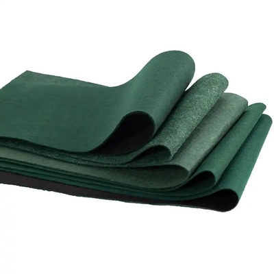 Hijau PET PP Kain Non Woven Penutup Pertanian Perlindungan Matahari Bernapas