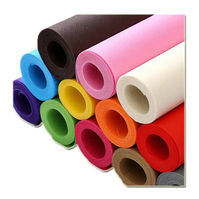 Kain PP Spunbond Non Woven Warna-warni Tahan Lama Dan Bernapas